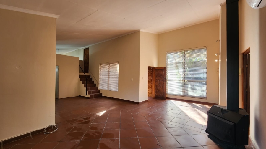 To Let 4 Bedroom Property for Rent in Schoemansville North West